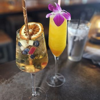 1909 - White sangria and mimosa - Bars Near Me - Temecula, California