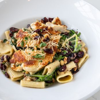 Filberts Farmhouse Kitchen - New American Near Me - Aurora, Oregon