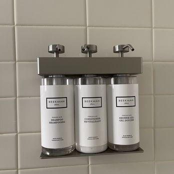 Angoria Hotel - In shower - Hotels Near Me - San Angelo, Texas Angoria Hotel - In shower - Hotels Near Me - San Angelo, Texas