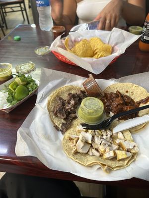 Sinaloense Pollo Asados by null