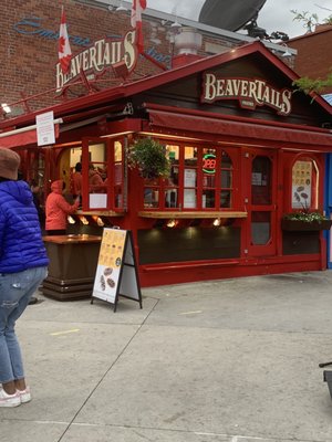 BeaverTails- Queues de Castor (Byward Market) by null