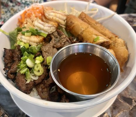 Sidestreet Pho & Grill by null