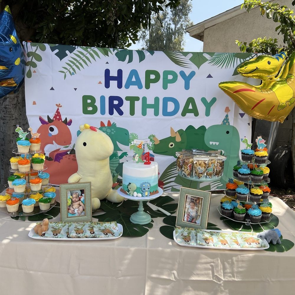 Plan the Bash - Dessert Table - Party & Event Planning Near Me - Irvine, California Plan the Bash - Dessert Table - Party & Event Planning Near Me - Irvine, California