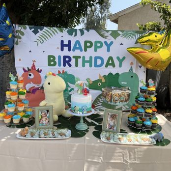 Plan the Bash - Dessert Table - Party & Event Planning Near Me - Irvine, California Plan the Bash - Dessert Table - Party & Event Planning Near Me - Irvine, California
