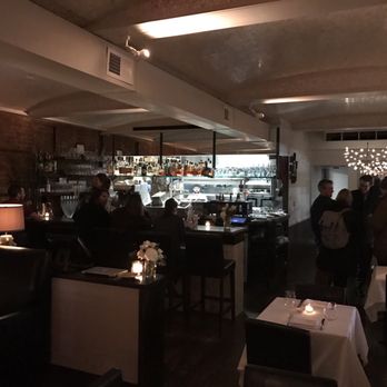 The Clam - Inside the restaurant - Seafood Near Me - New York, New York