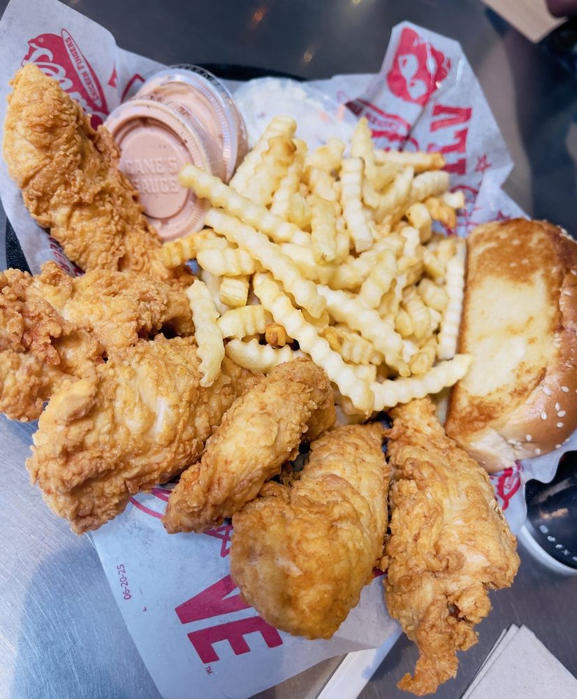 Food from Raising Cane's Chicken Fingers