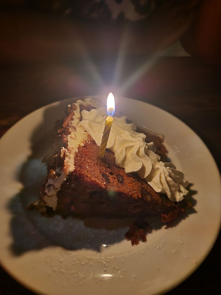 Local 22 Kitchen & Bar