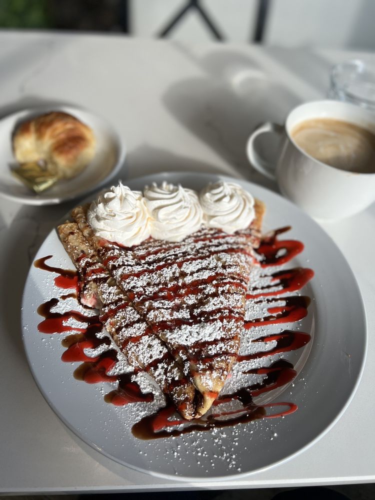 Social spots from La Creme