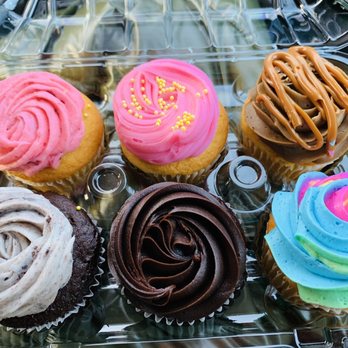 The Cake Don - So pretty and delicious!!! - Bakeries Near Me - Huntington, New York