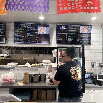 Elmer's Tacos - Counter - Breakfast & Brunch Near Me - Chandler, Arizona
