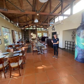 Bodegas F. Rubio - Hostess greeted us immediately upon arrival. Very nice rustic décor. - Restaurants Near Me - Ensenada, BCN
