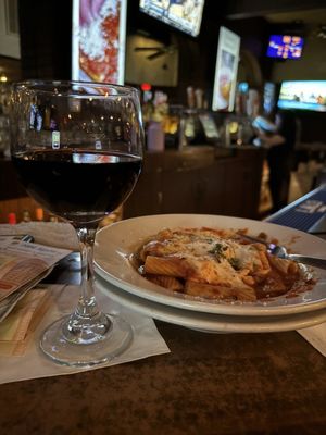 Mike's Pizzeria Lounge by null