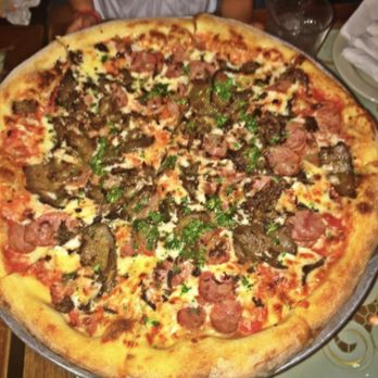 Pirilo - La Pampa Pizza. - Italian Near Me - San Juan, Puerto Rico