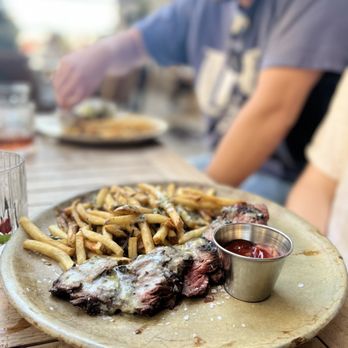 Fig Tree - Steak Frites - Cafes Near Me - Los Angeles, California