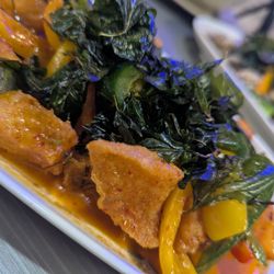 Bangkok Restaurant and Lounge - Bomb a** catfish curry prd prik king style