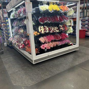 Costco Wholesale - Bouquets of ColorRoses - Wholesale Stores Near Me - Atlanta, Georgia Costco Wholesale - Bouquets of ColorRoses - Wholesale Stores Near Me - Atlanta, Georgia