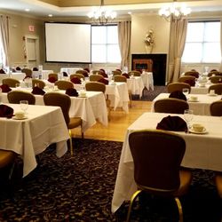 Lenzi's - Classroom set up for a meeting in Lenzi's Merrimack room
