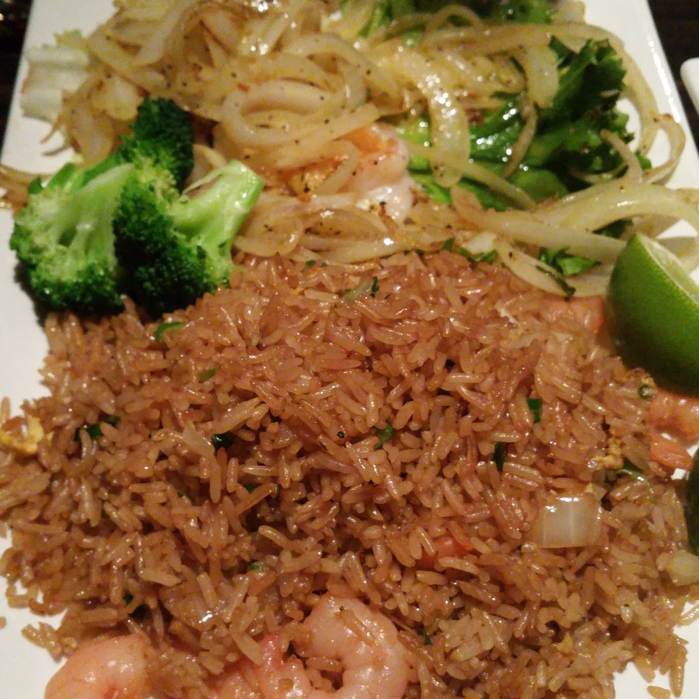 888 Bistro - Shrimp fried rice with talapia - Chinese Near Me - Houston, Texas 888 Bistro - Shrimp fried rice with talapia - Chinese Near Me - Houston, Texas
