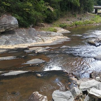 Toccoa Falls - Local Flavor Near Me - Toccoa, Georgia