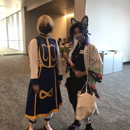 Super cool Kurapica cosplayer on the left and me as Shinobu on the right Super cool Kurapica cosplayer on the left and me as Shinobu on the right