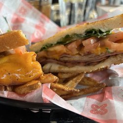 The Bisbee Grand Saloon - Club with fries