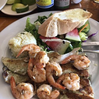 El Coleguita Marina - Mahi mahi with garlic shrimp - Mexican Near Me - Puerto Vallarta, JAL El Coleguita Marina - Mahi mahi with garlic shrimp - Mexican Near Me - Puerto Vallarta, JAL