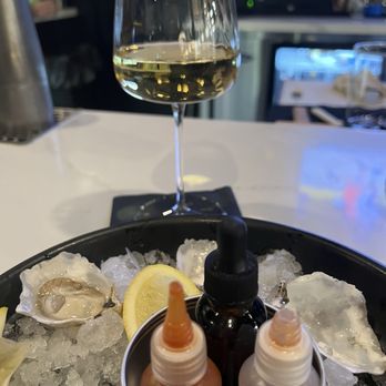Palate - Oysters - Cocktail Bars Near Me - Las Vegas, Nevada Palate - Oysters - Cocktail Bars Near Me - Las Vegas, Nevada