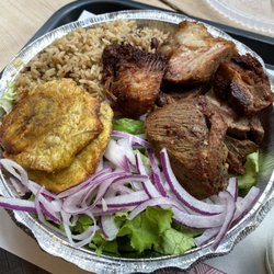 Comptoir Plaza Créole - Fried pork dish.
