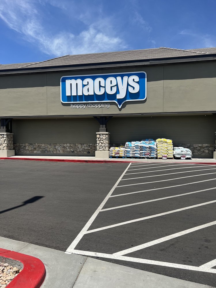 MACEY’S Updated April 2024 135 E Main St, American Fork, Utah
