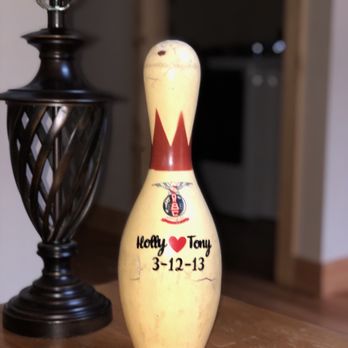 MANtiques - Bowling pin I bought $20 - Antiques Near Me