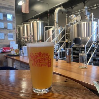 Southern Barrel Brewing - Dam Yankee IPA - American Near Me - Bluffton, South Carolina