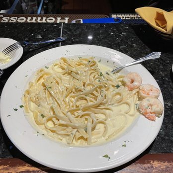 Lombardo's Restaurant - Shrimp Alfredo - Italian Near Me - Saint Louis, Missouri Lombardo's Restaurant - Shrimp Alfredo - Italian Near Me - Saint Louis, Missouri