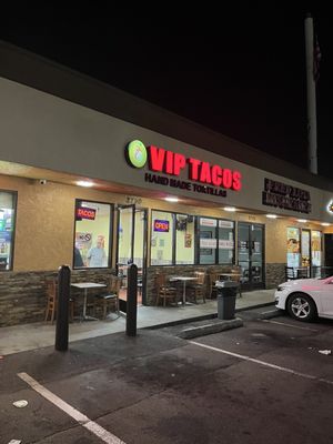 VIP TACOS by null