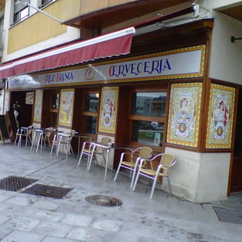Cervecería Cruz Blanca - Mediterranean Near Me - León, LE Cervecería Cruz Blanca - Mediterranean Near Me - León, LE