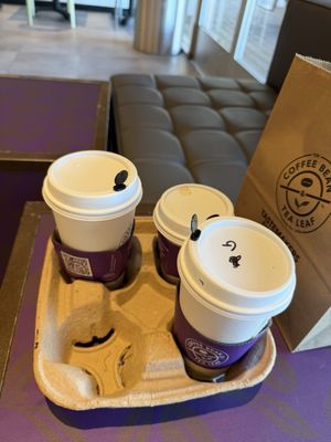 The Coffee Bean & Tea Leaf by null