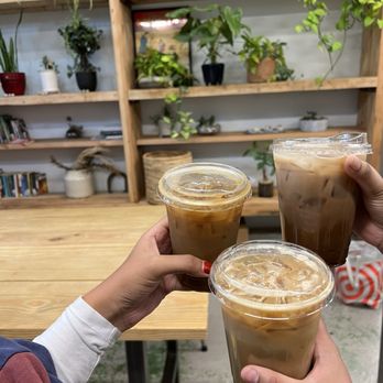 Mushtari Cafe - Lavender Oat Latte - Cafes Near Me - New York, New York Mushtari Cafe - Lavender Oat Latte - Cafes Near Me - New York, New York