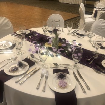 The Landmark - Table decorations for reception - Venues & Event Spaces Near Me - Fort Wayne, Indiana The Landmark - Table decorations for reception - Venues & Event Spaces Near Me - Fort Wayne, Indiana
