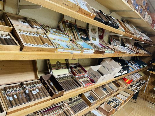 Seymour Tobacco & Smoke Shop