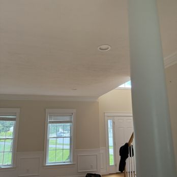 Bentro Electric Services - Recessed lighting installation - Electricians Near Me Bentro Electric Services - Recessed lighting installation - Electricians Near Me