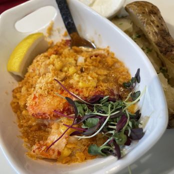 Linda Bean's Maine Kitchen - Lobster - Seafood Near Me - Freeport, Maine Linda Bean's Maine Kitchen - Lobster - Seafood Near Me - Freeport, Maine