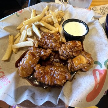 Chili's - Lunch Combo - Boneless Wings - American Near Me - San Bernardino, California