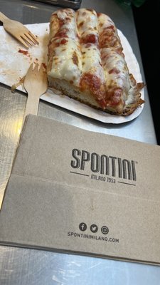 Spontini by null