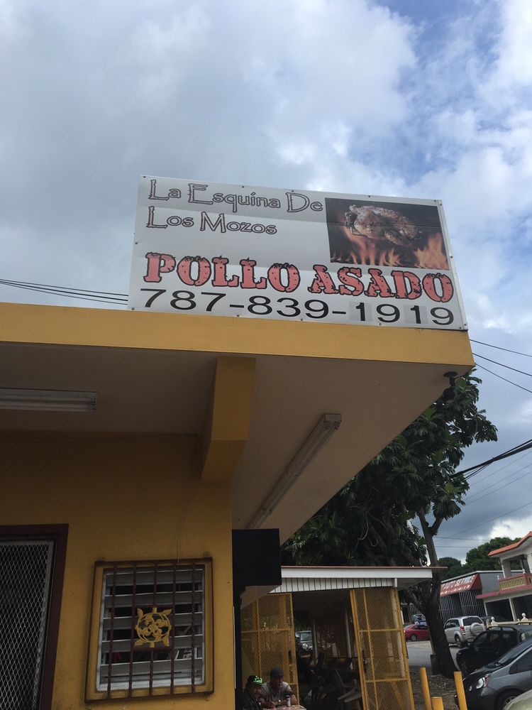 La Esquina de Los Mozos Image