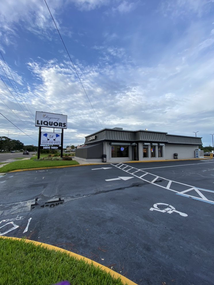REGENCY LIQUOR Updated August 2024 77 Monument Rd, Jacksonville