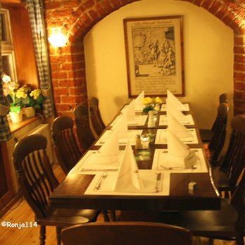 Broyhan Haus - Die "Deele" im 1. OG - German Near Me - Hanover, NI