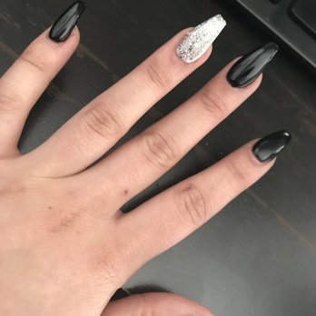 T&T Nails - Nail Salons Near Me - Truckee, California