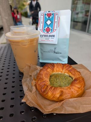 The Little Marionette by null