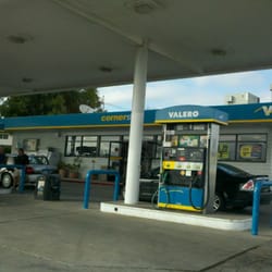 76 Gas station - Valero