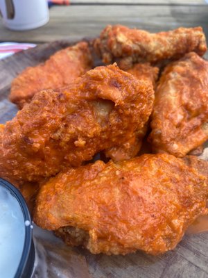 Hooters by null
