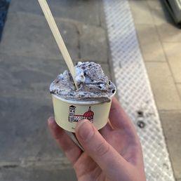 the Oreo cookie gelato